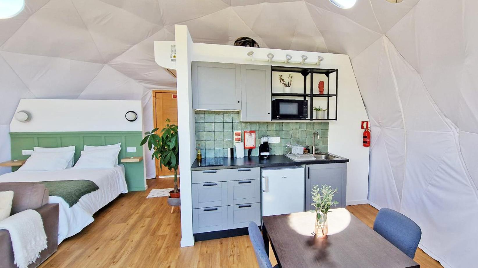 VI Naturae Glamping Faja da Ovelha Bagian luar foto